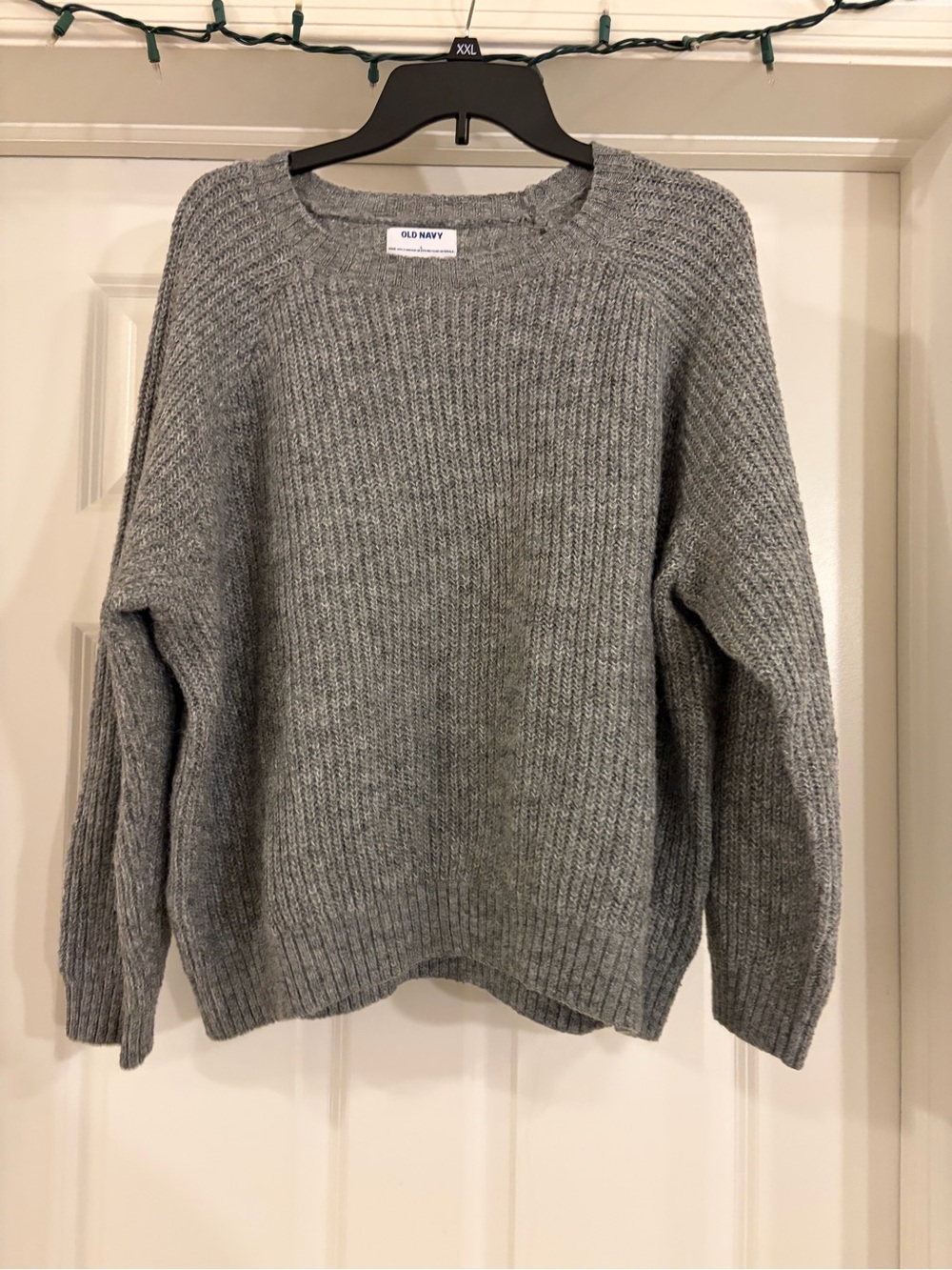 Old Navy Women's Light Gray Ribbed Crewneck Sweater
